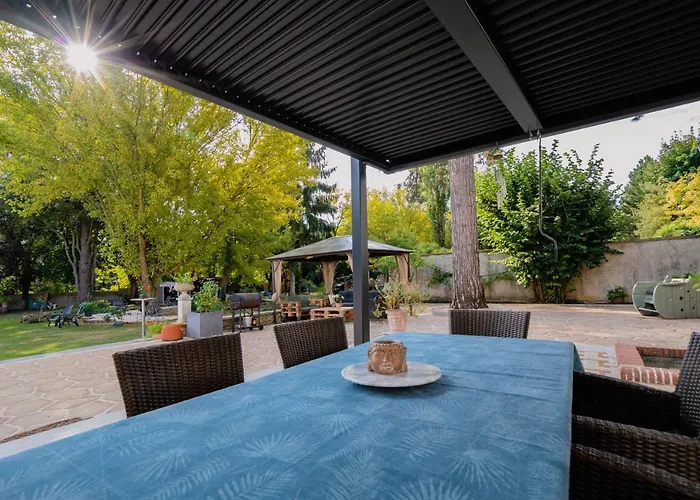 Le Paradis Du Hameau Casa de hóspedes *